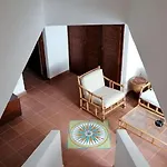 Casa Degli Elimi *