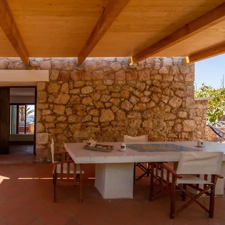 Casa Degli Elimi Villa